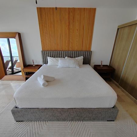 New & Equipped Apartment Steps From The Beach With Pool Jacuzzi By Yeah Плая дел Кармен Екстериор снимка