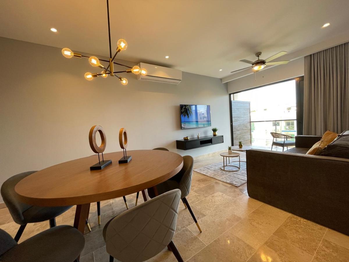 New & Equipped Apartment Steps From The Beach With Pool Jacuzzi By Yeah Плая дел Кармен Екстериор снимка