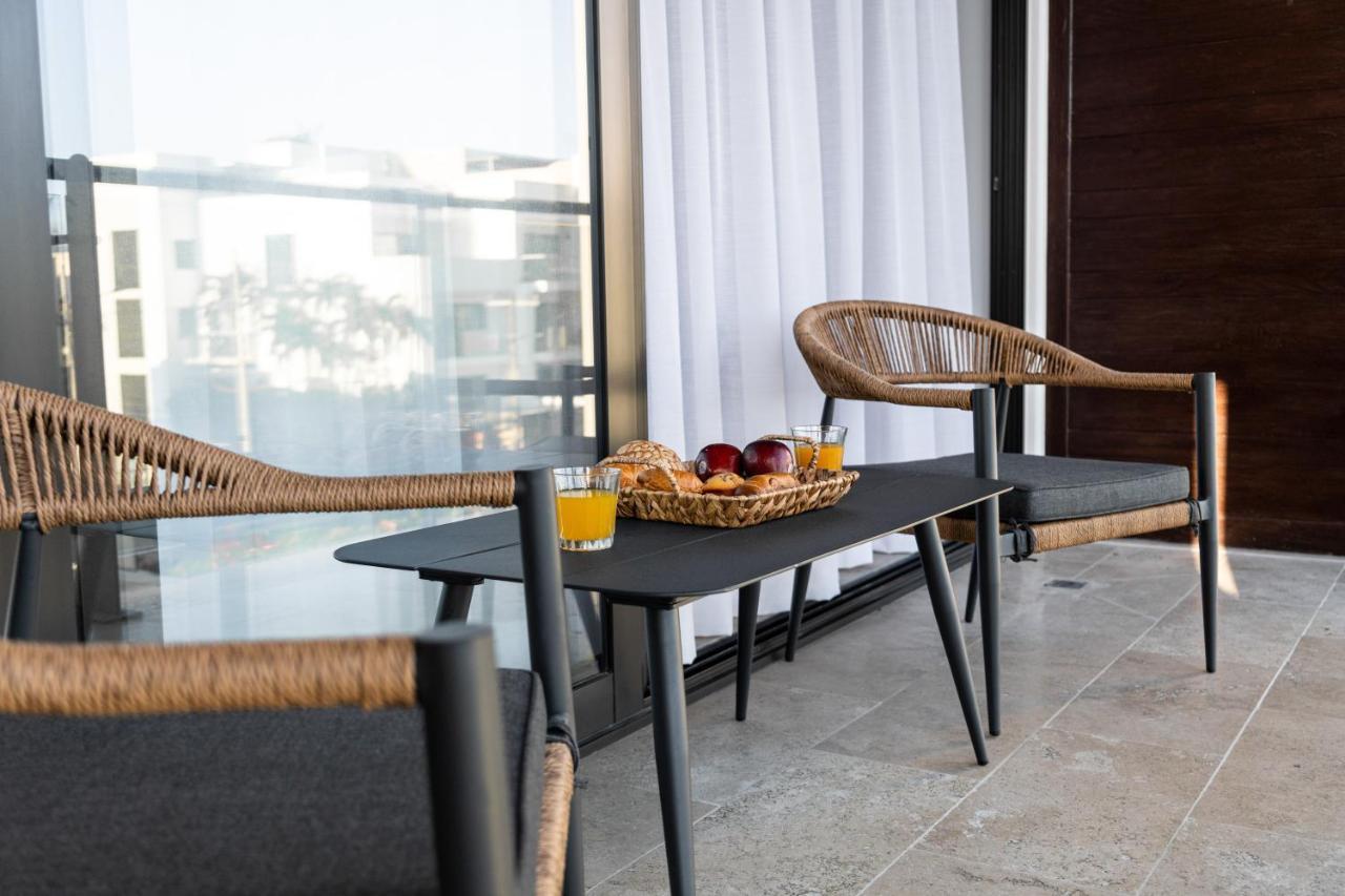 New & Equipped Apartment Steps From The Beach With Pool Jacuzzi By Yeah Плая дел Кармен Екстериор снимка