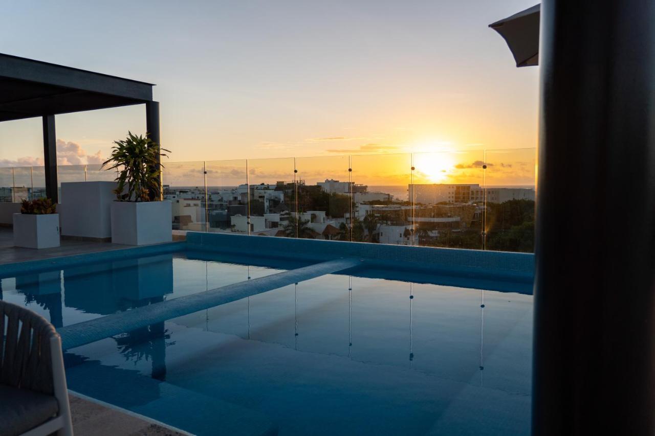 New & Equipped Apartment Steps From The Beach With Pool Jacuzzi By Yeah Плая дел Кармен Екстериор снимка