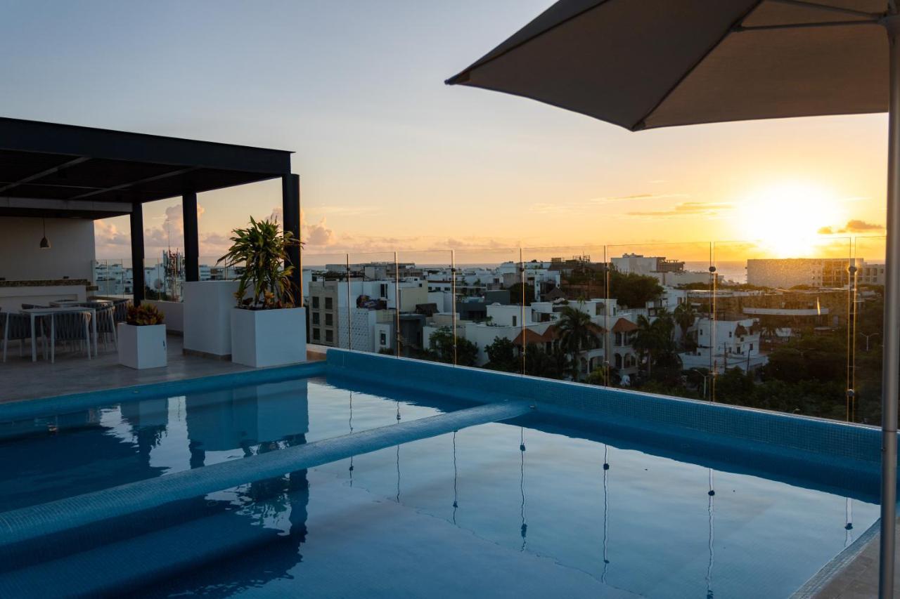 New & Equipped Apartment Steps From The Beach With Pool Jacuzzi By Yeah Плая дел Кармен Екстериор снимка