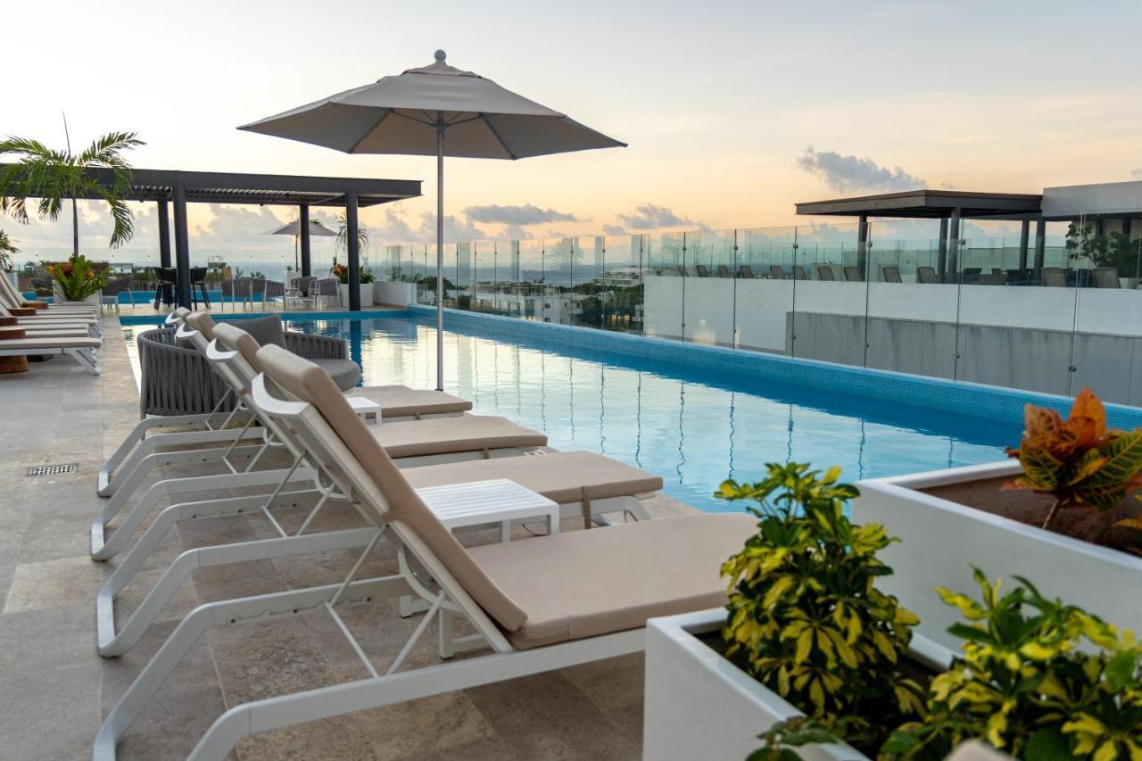 New & Equipped Apartment Steps From The Beach With Pool Jacuzzi By Yeah Плая дел Кармен Екстериор снимка