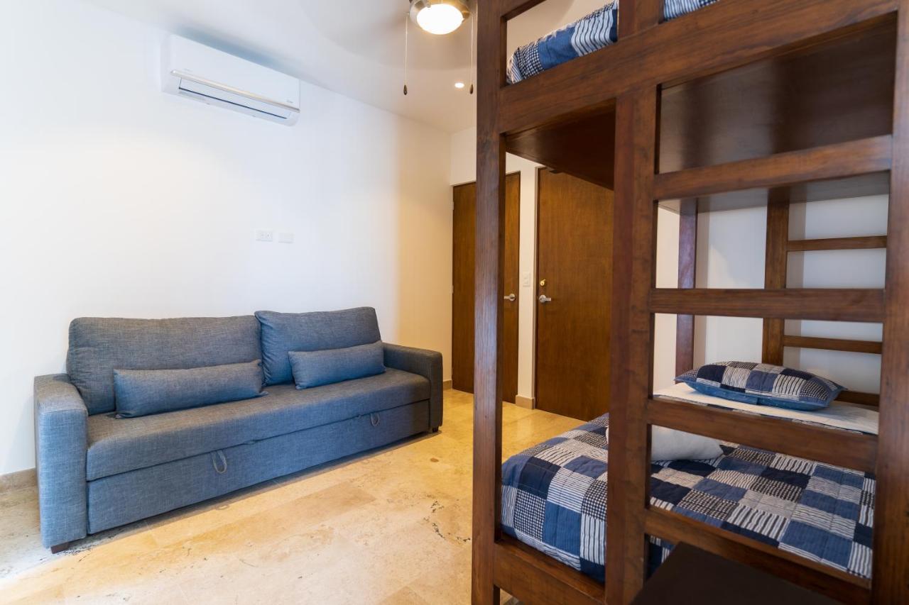 New & Equipped Apartment Steps From The Beach With Pool Jacuzzi By Yeah Плая дел Кармен Екстериор снимка