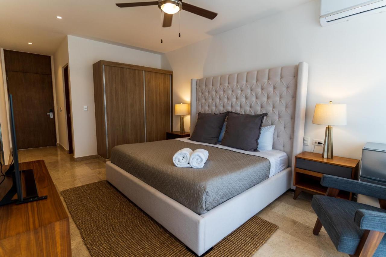 New & Equipped Apartment Steps From The Beach With Pool Jacuzzi By Yeah Плая дел Кармен Екстериор снимка